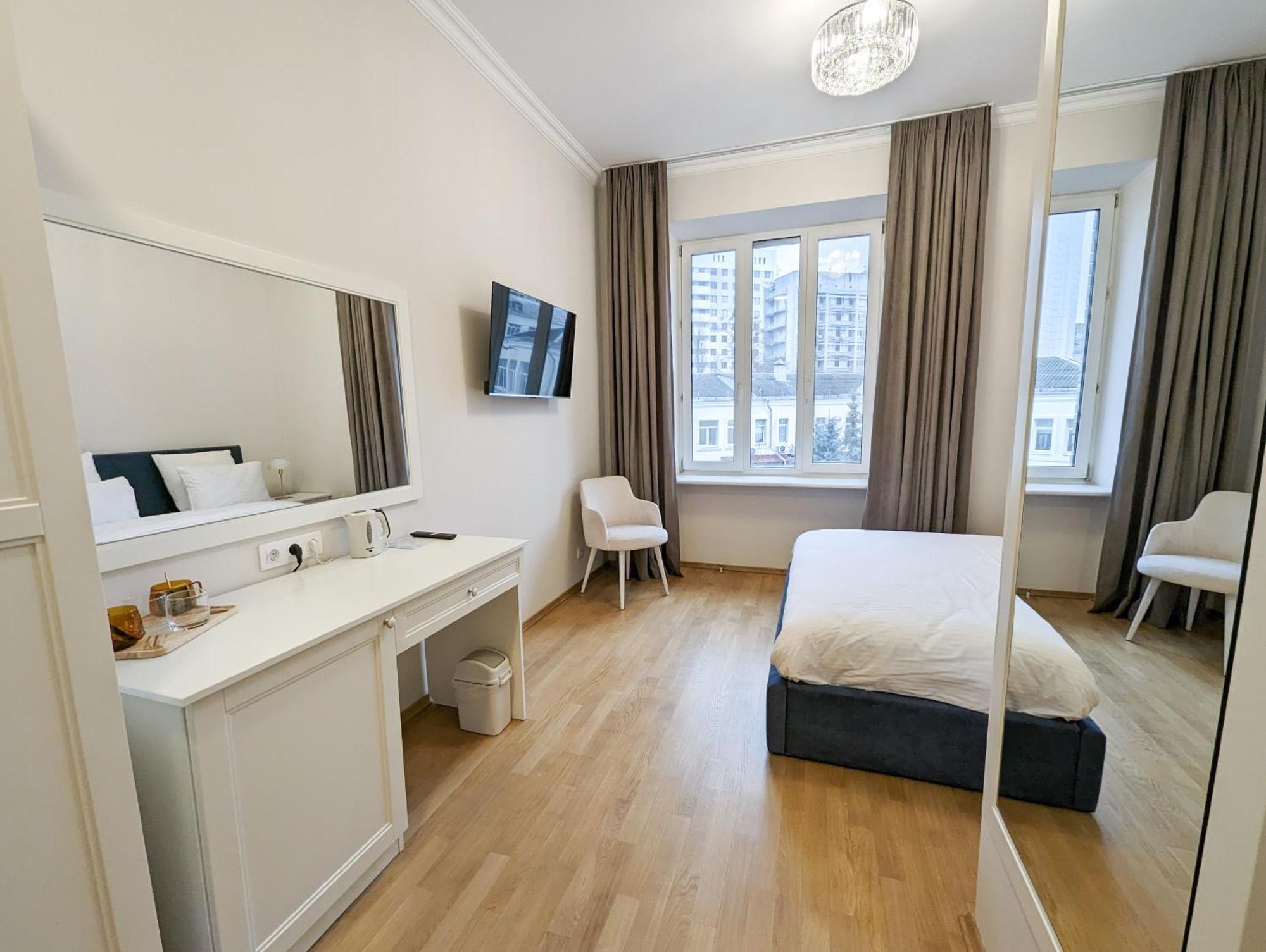 Kyiv Honchara Hotel Exteriér fotografie