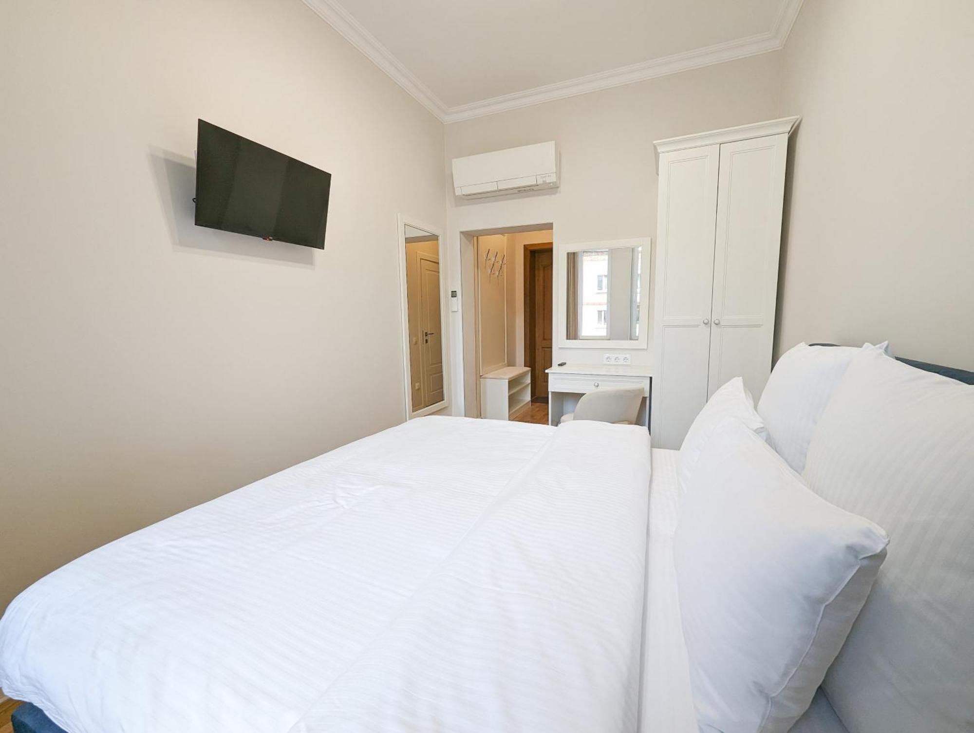 Kyiv Honchara Hotel Pokoj fotografie